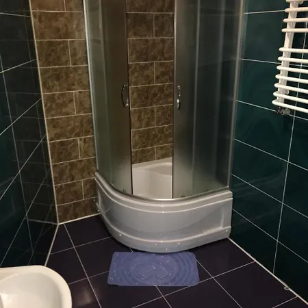 ресторан-готель міжгір'я *